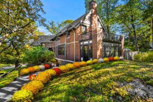 1125 W Roxbury Pkwy, Chestnut Hill, MA 02467, USA Photo 113