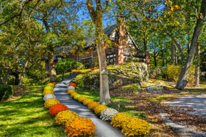 1125 W Roxbury Pkwy, Chestnut Hill, MA 02467, USA Photo 114