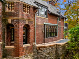 1125 W Roxbury Pkwy, Chestnut Hill, MA 02467, USA Photo 116