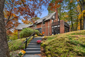 1125 W Roxbury Pkwy, Chestnut Hill, MA 02467, USA Photo 143