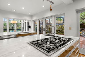 1125 W Roxbury Pkwy, Chestnut Hill, MA 02467, USA Photo 183