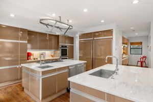 1125 W Roxbury Pkwy, Chestnut Hill, MA 02467, USA Photo 229