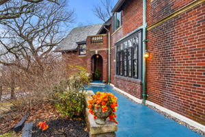 1125 W Roxbury Pkwy, Chestnut Hill, MA 02467, USA Photo 235