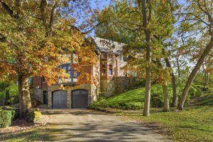 1125 W Roxbury Pkwy, Chestnut Hill, MA 02467, USA Photo 1