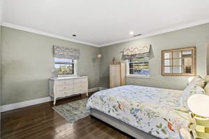 1125 W Roxbury Pkwy, Chestnut Hill, MA 02467, USA Photo 2