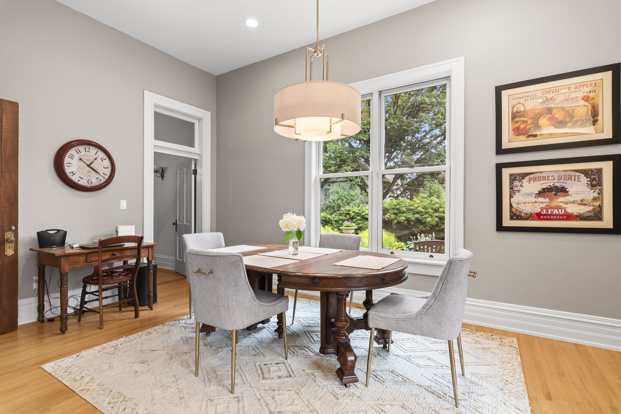 Breakfast Nook