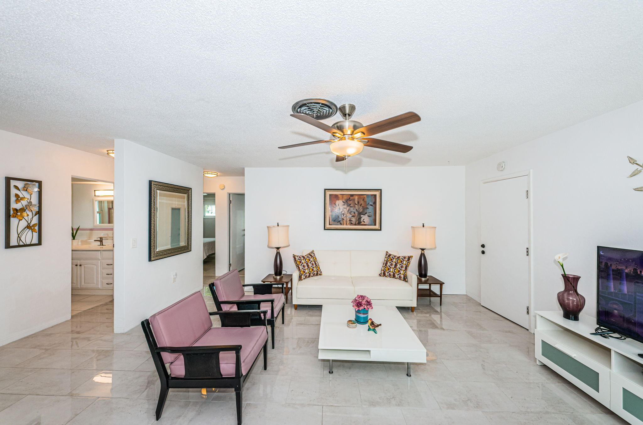 Unit B Florida Room 3