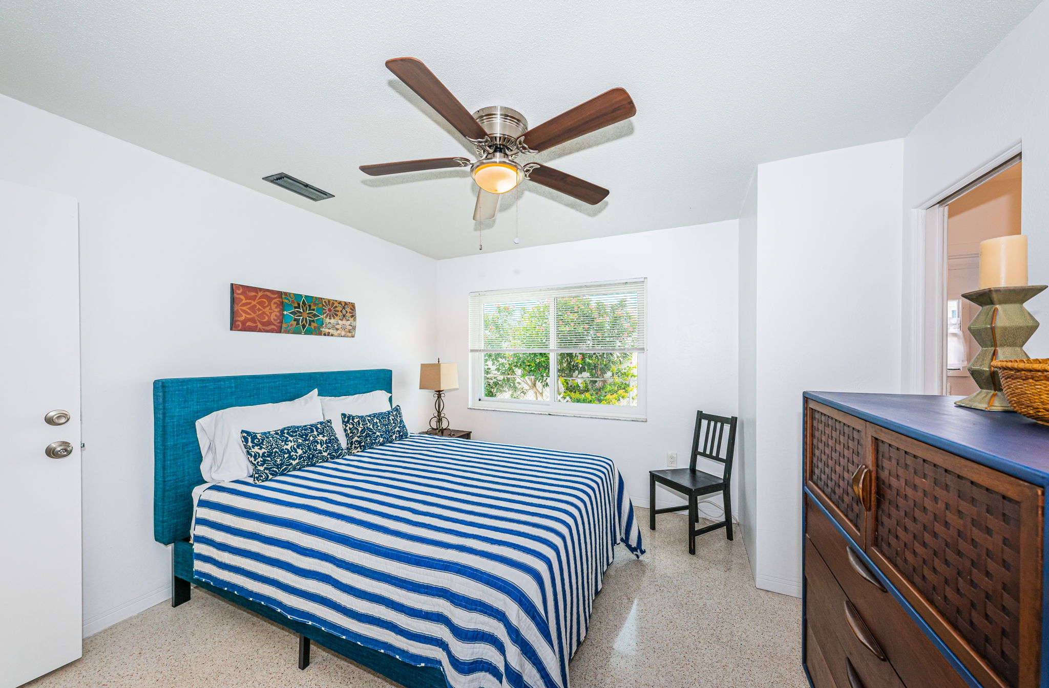 Unit B Bedroom 1a