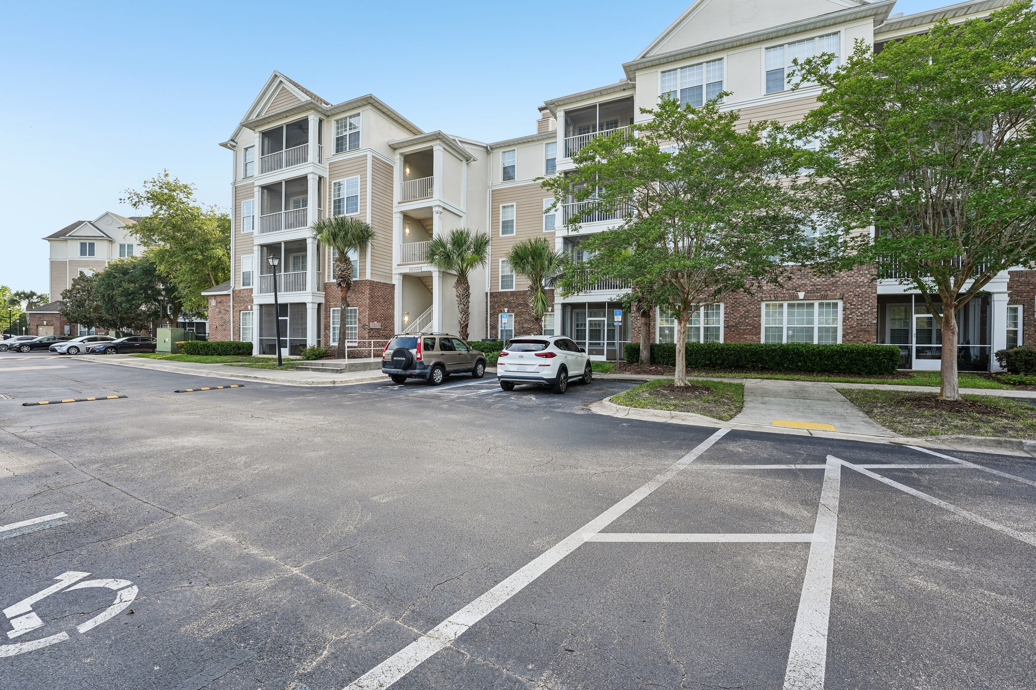 Campfield Dr 1304-S0306-002.jpg