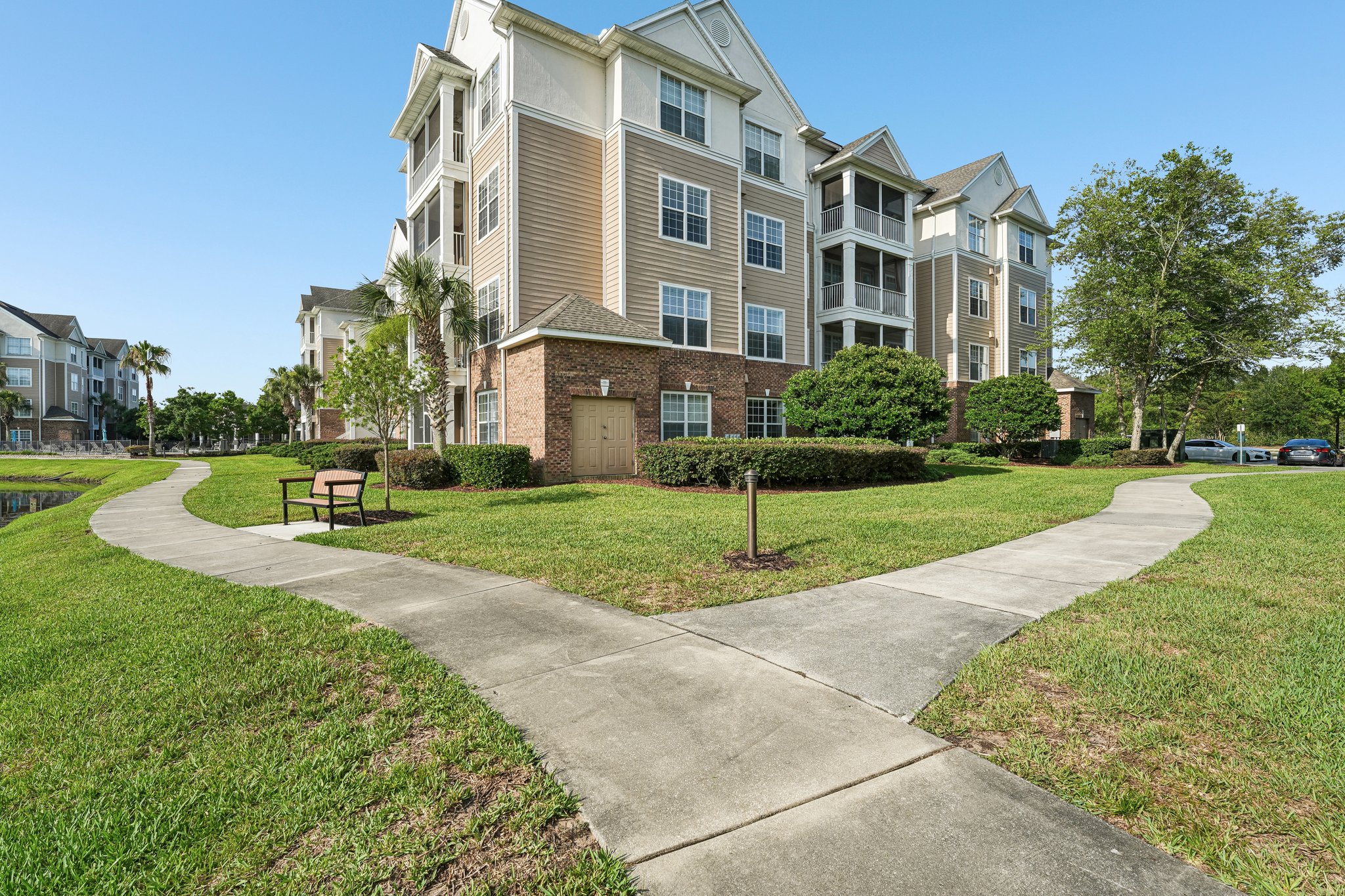 Campfield Dr 1304-S0306-036.jpg