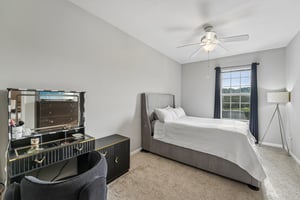 Campfield Dr 1304-S0306-022.jpg