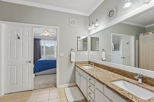 Campfield Dr 1304-S0306-028.jpg