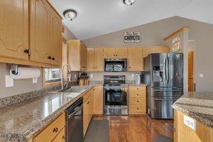 5518 Knollwood Dr, St Cloud, MN 56303, USA Photo 5