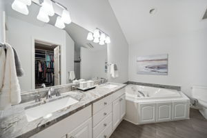 16_Interior