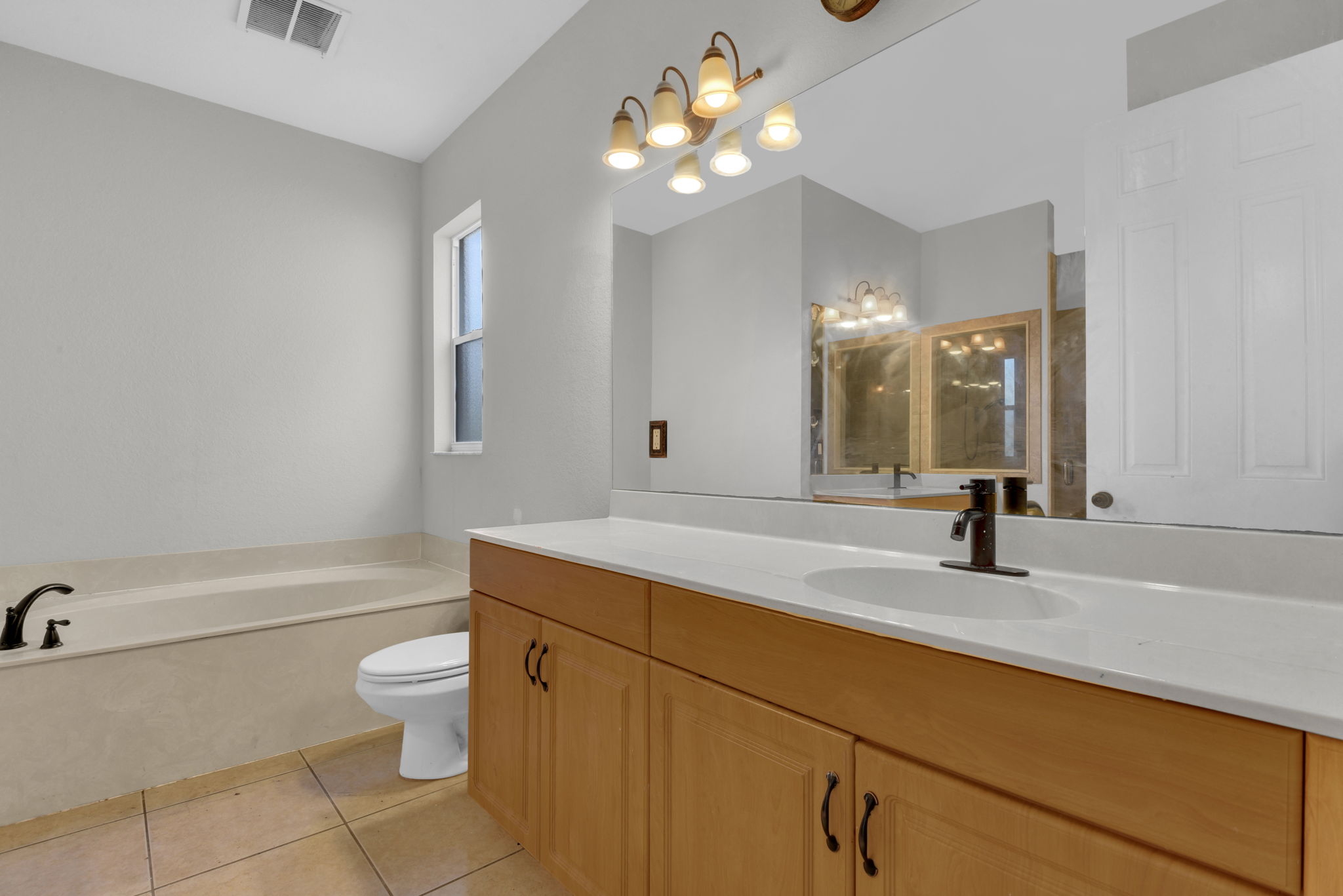 Primary Suite Bath