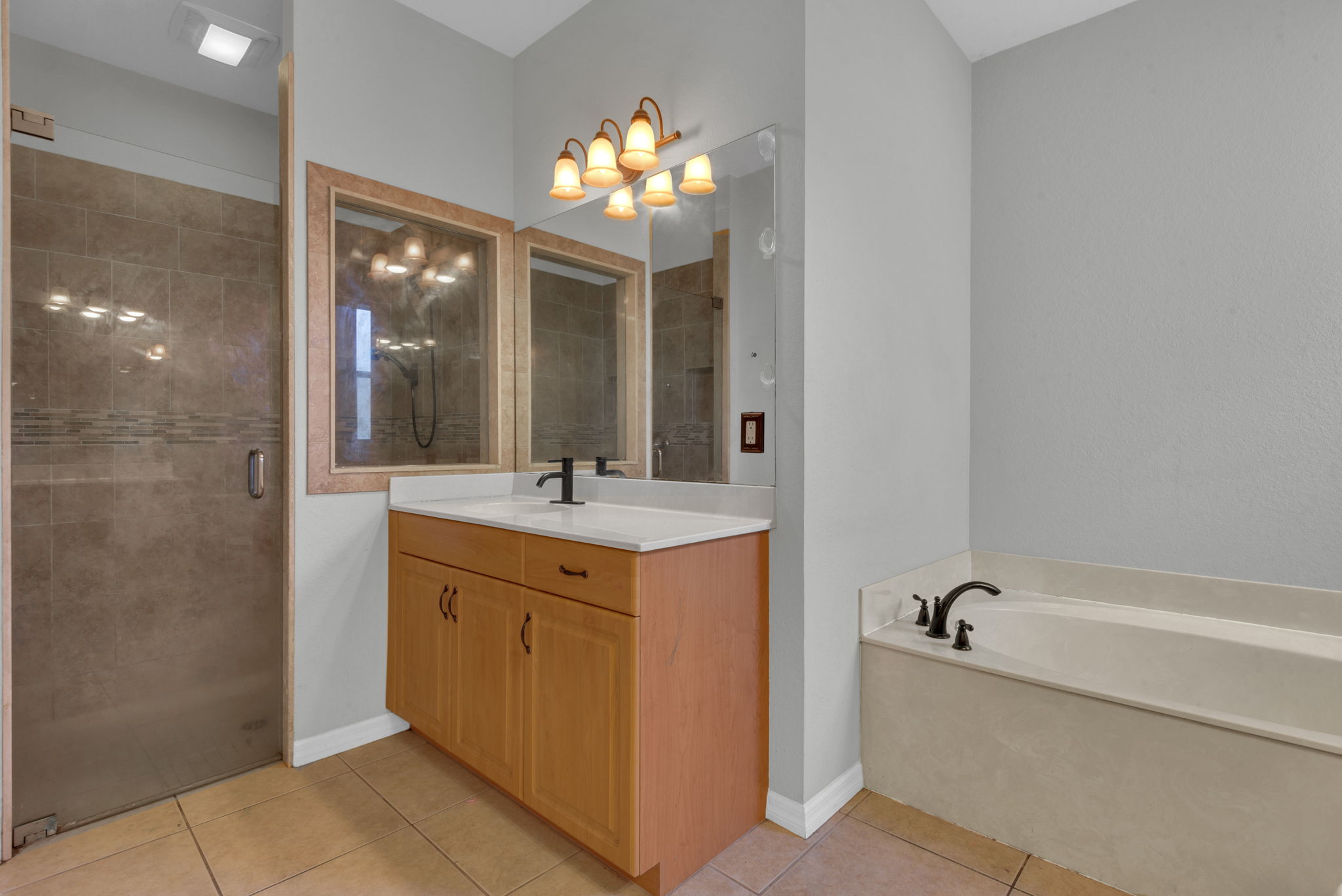 Primary Suite Bath