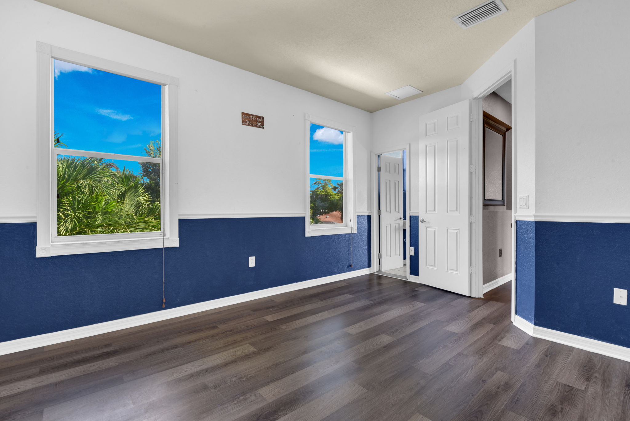 Guest Suite (Second Floor)