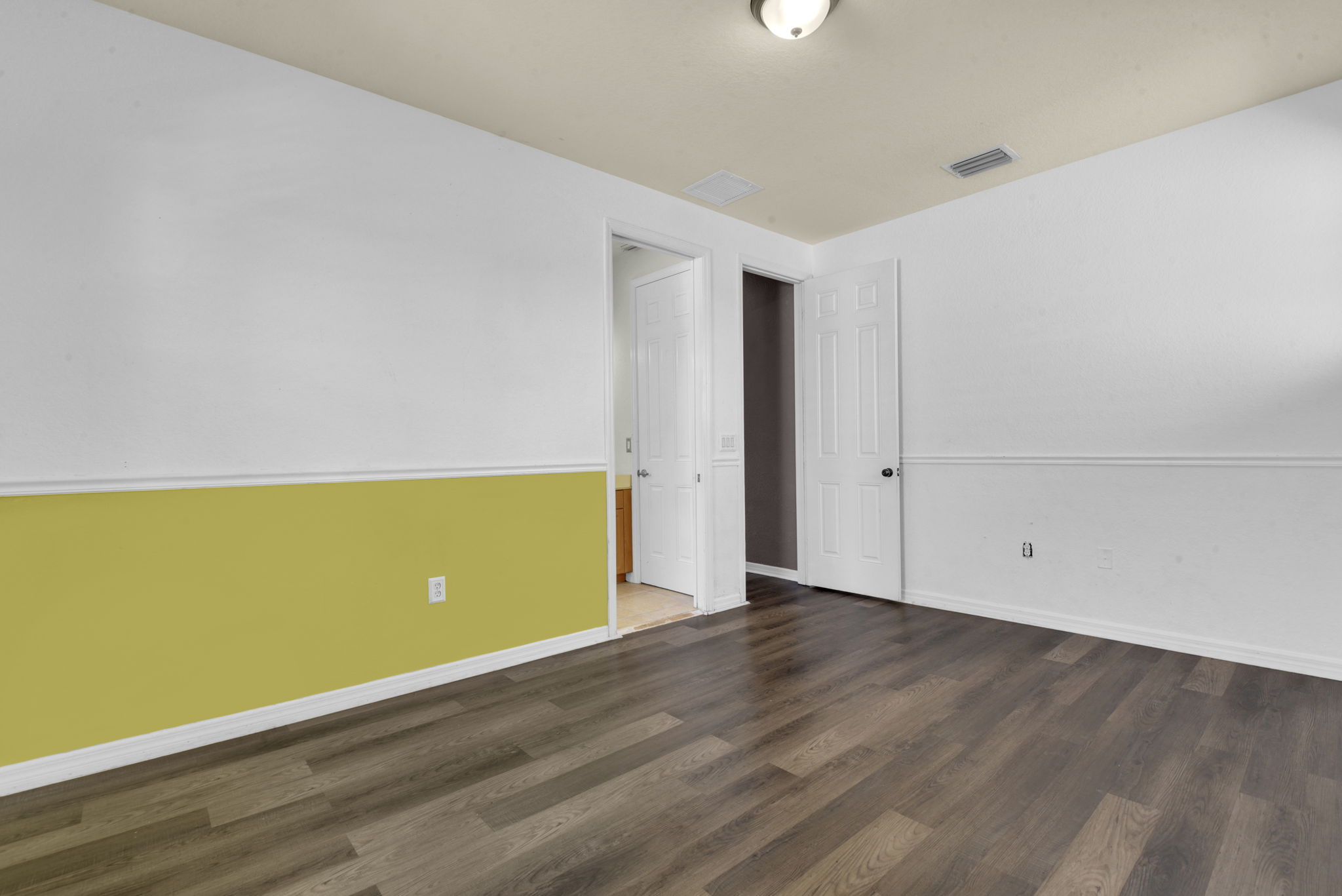 Guest Suite (Second Floor)