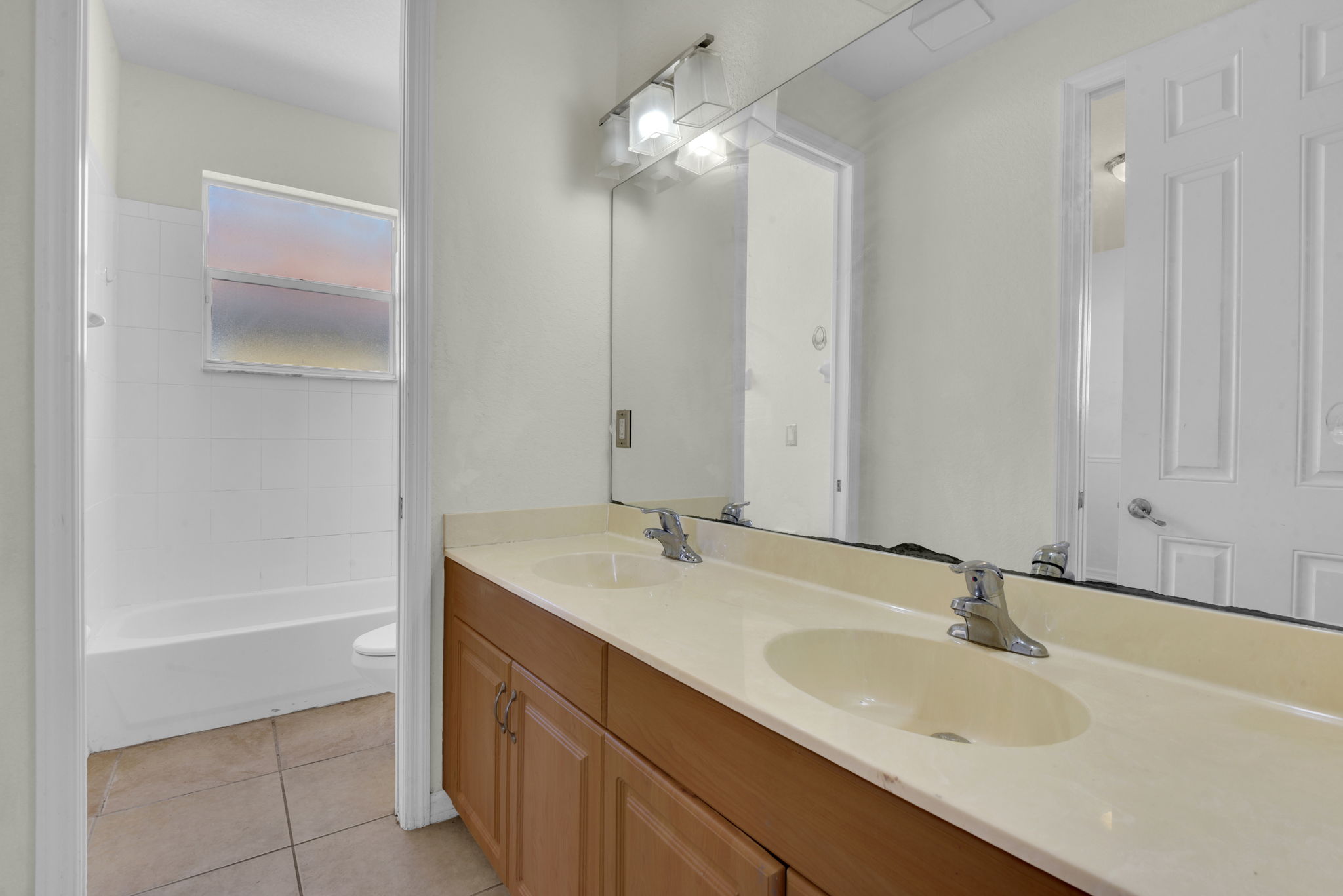 Full Bath (Second Floor)