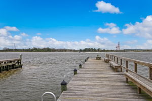 Boat Ramp/Dock to St Johns River