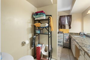  Photo 30