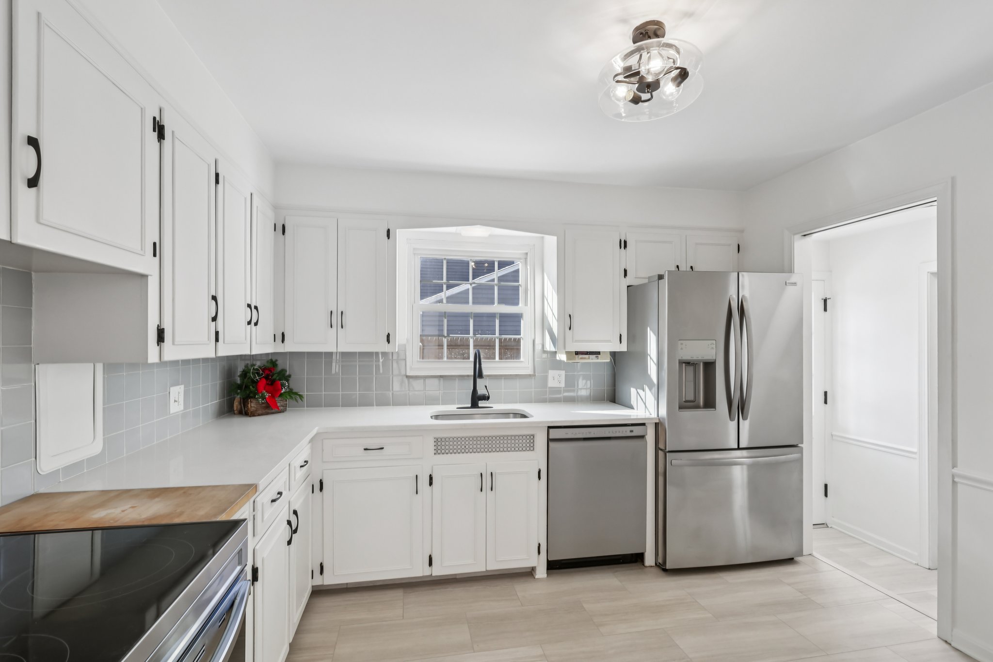 Greenvale Ave-S0512-013.jpg