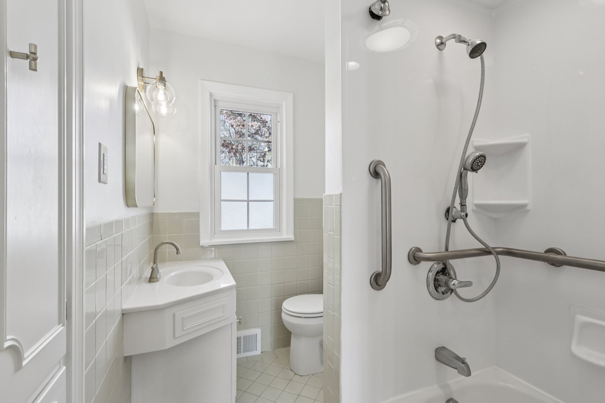 Greenvale Ave-S0512-019.jpg