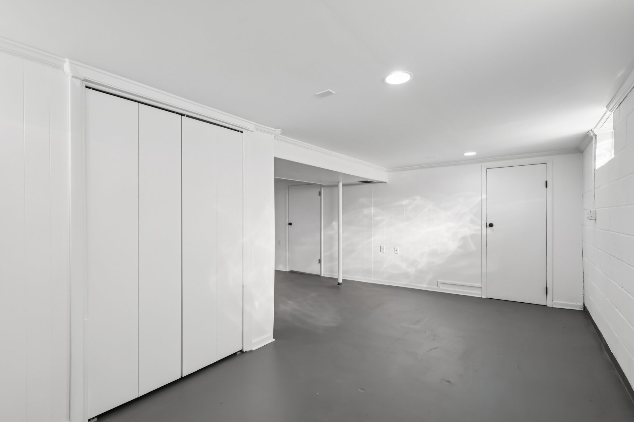 Greenvale Ave-S0512-032.jpg