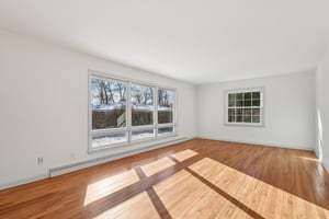 Greenvale Ave-S0512-003.jpg