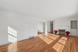 Greenvale Ave-S0512-005.jpg