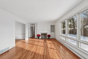 Greenvale Ave-S0512-007.jpg