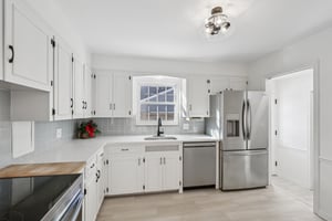 Greenvale Ave-S0512-013.jpg