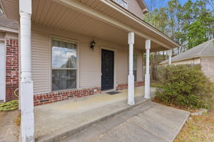 Residential real estate media in Benton, Arkansas by Avery & Bryant