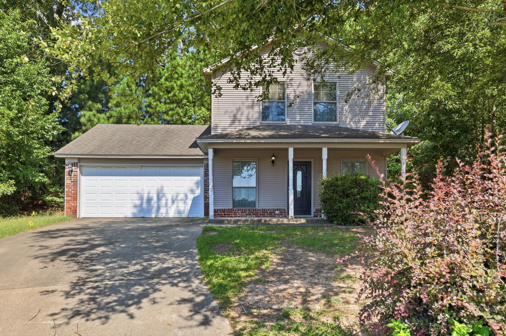 Residential real estate media in Benton, Arkansas by Avery & Bryant
