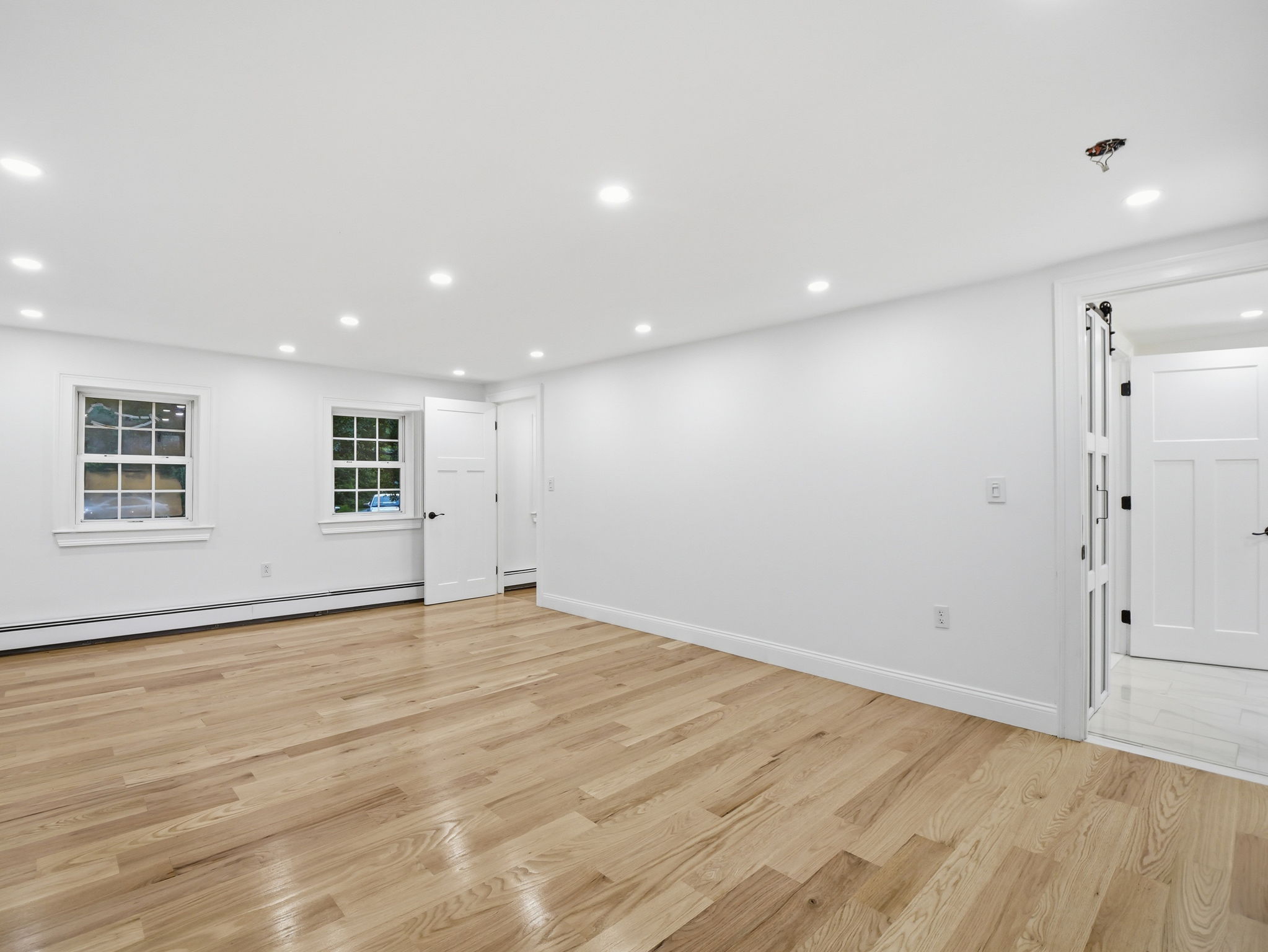 1126_Plymouth_St_East_Bridgewater_MA_032