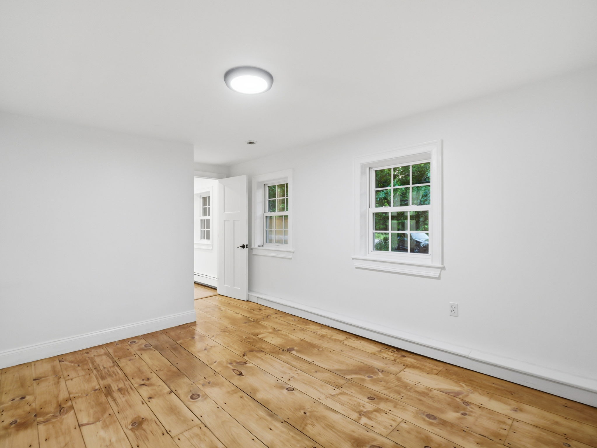 1126_Plymouth_St_East_Bridgewater_MA_029