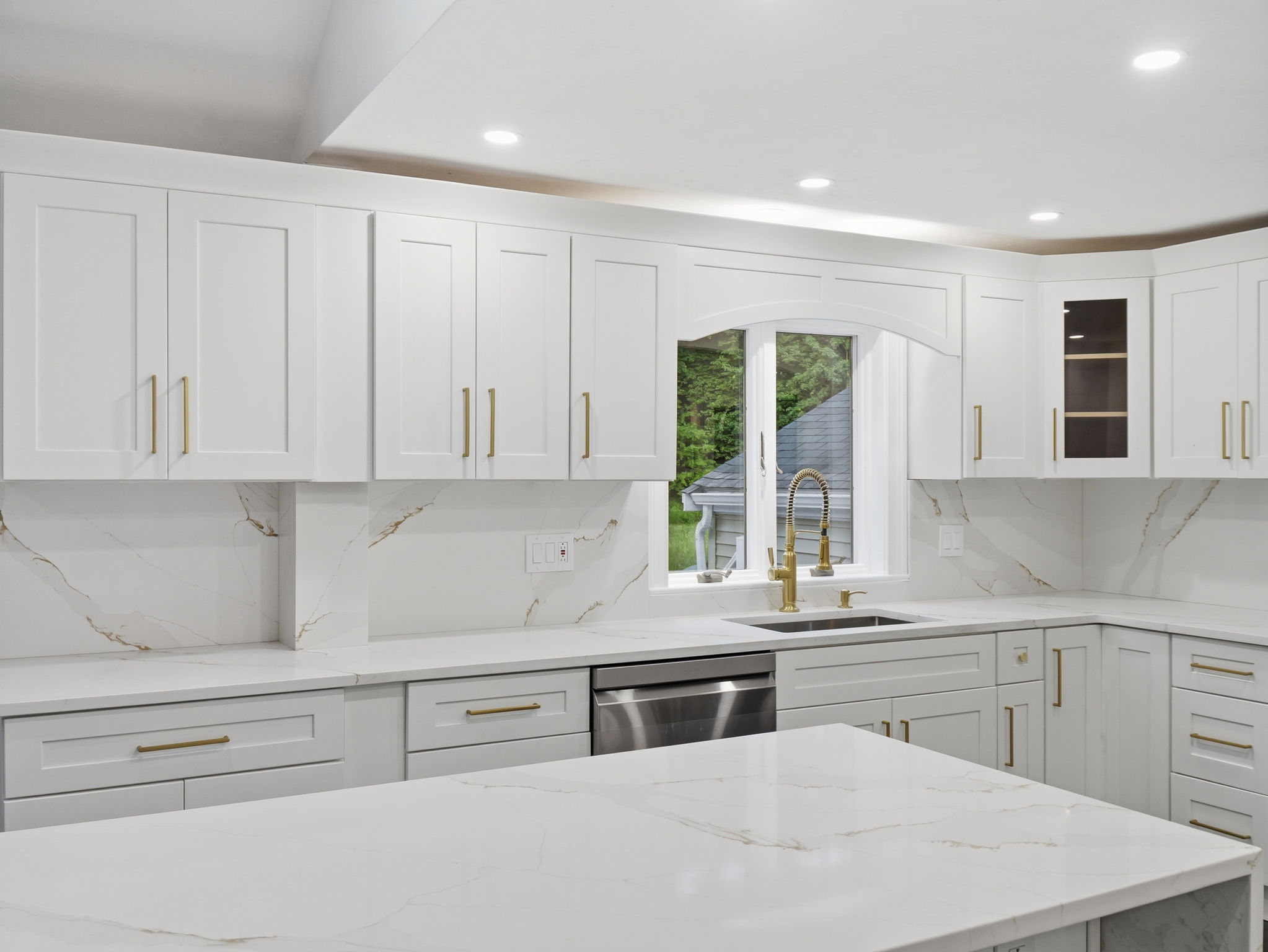 1126_Plymouth_St_East_Bridgewater_MA_025
