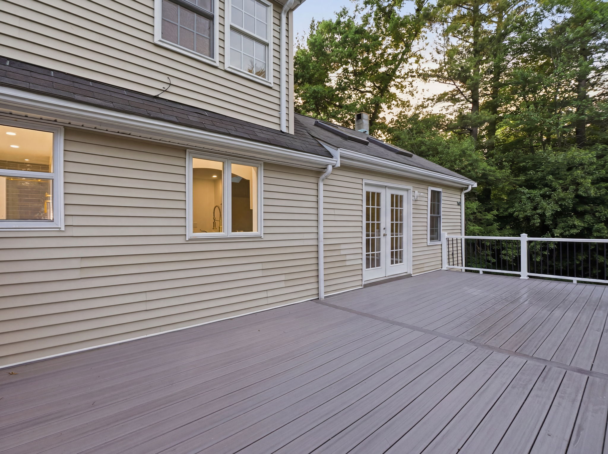 1126_Plymouth_St_East_Bridgewater_MA_tpe_001