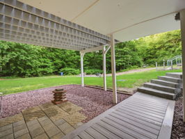 1126_Plymouth_St_East_Bridgewater_MA_042