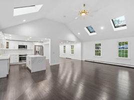 1126_Plymouth_St_East_Bridgewater_MA_018