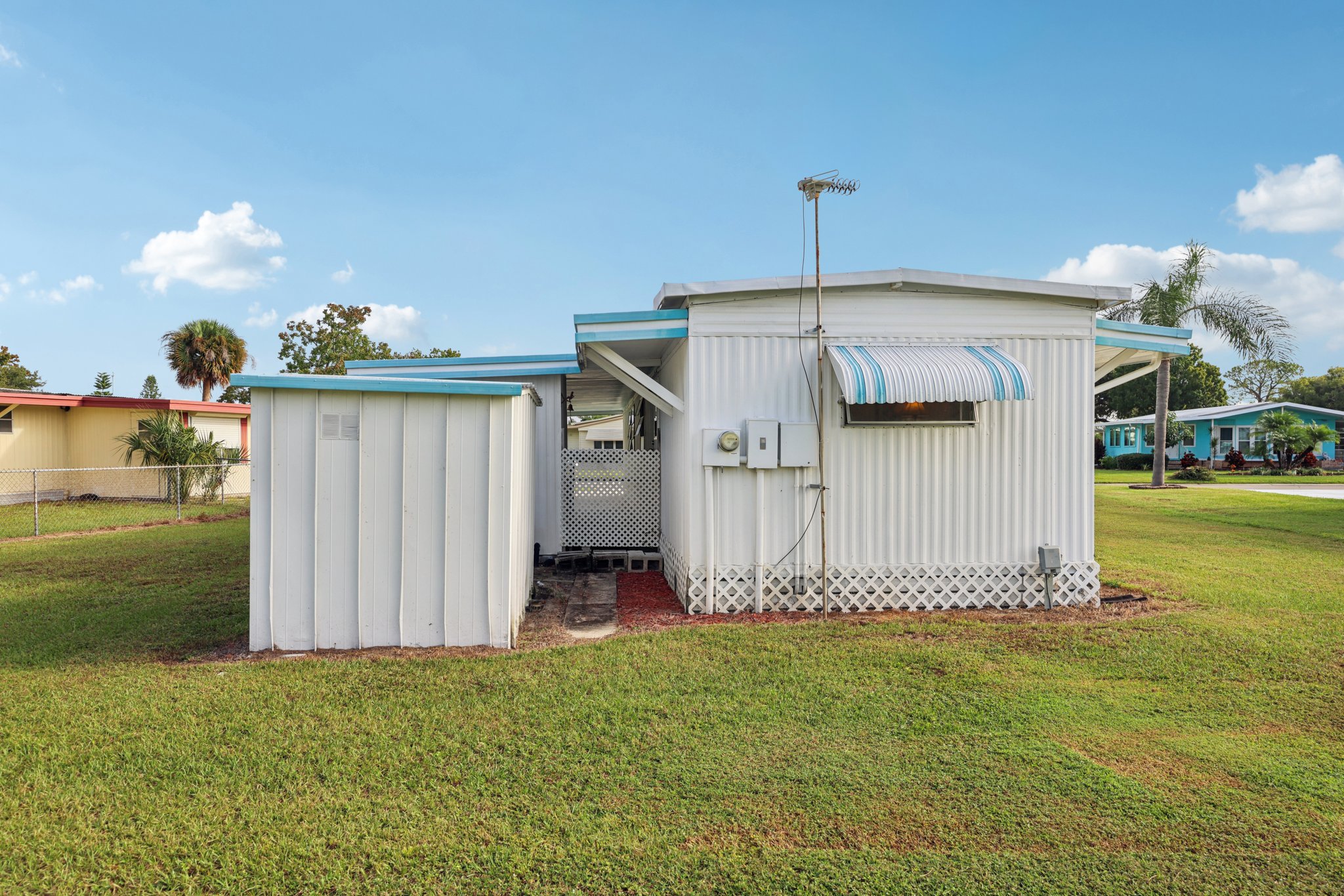 Belmont Cir-S0310-033.jpg