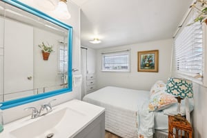 Belmont Cir-S0310-017.jpg