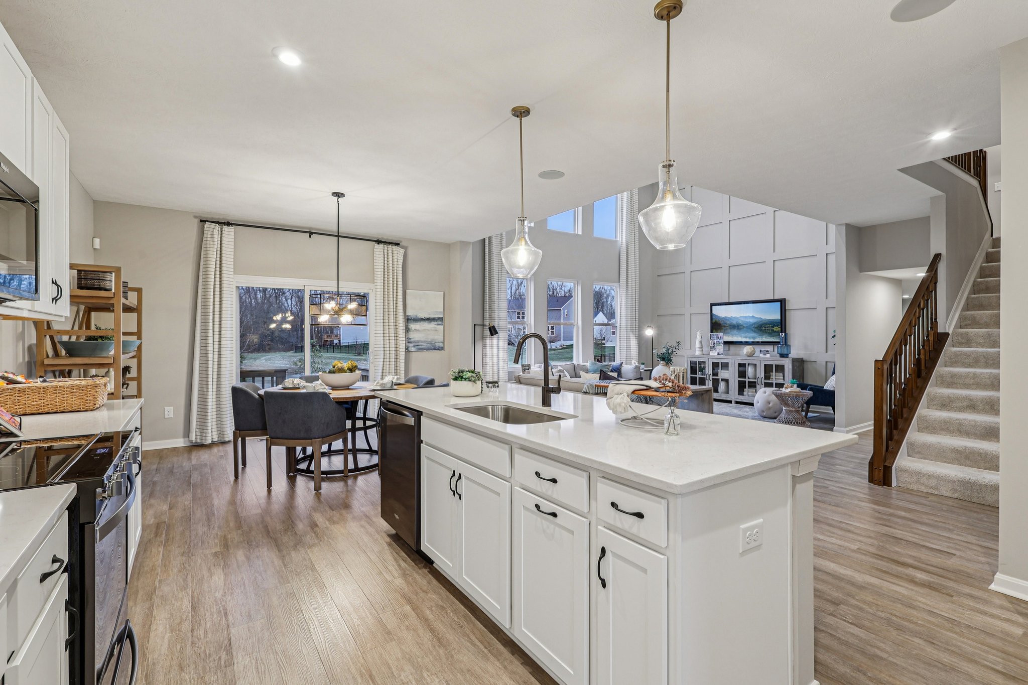 Billingsley Dr-S2201-020.jpg