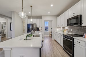 Billingsley Dr-S2201-028.jpg