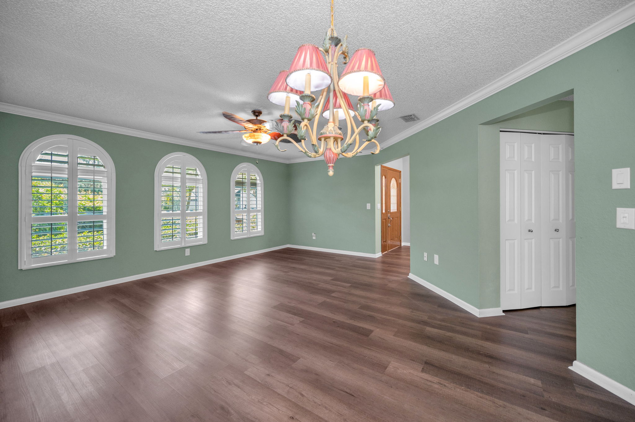 Dining Room2