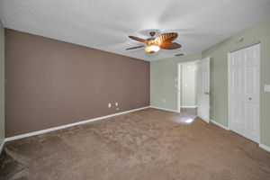 Primary Bedroom1c