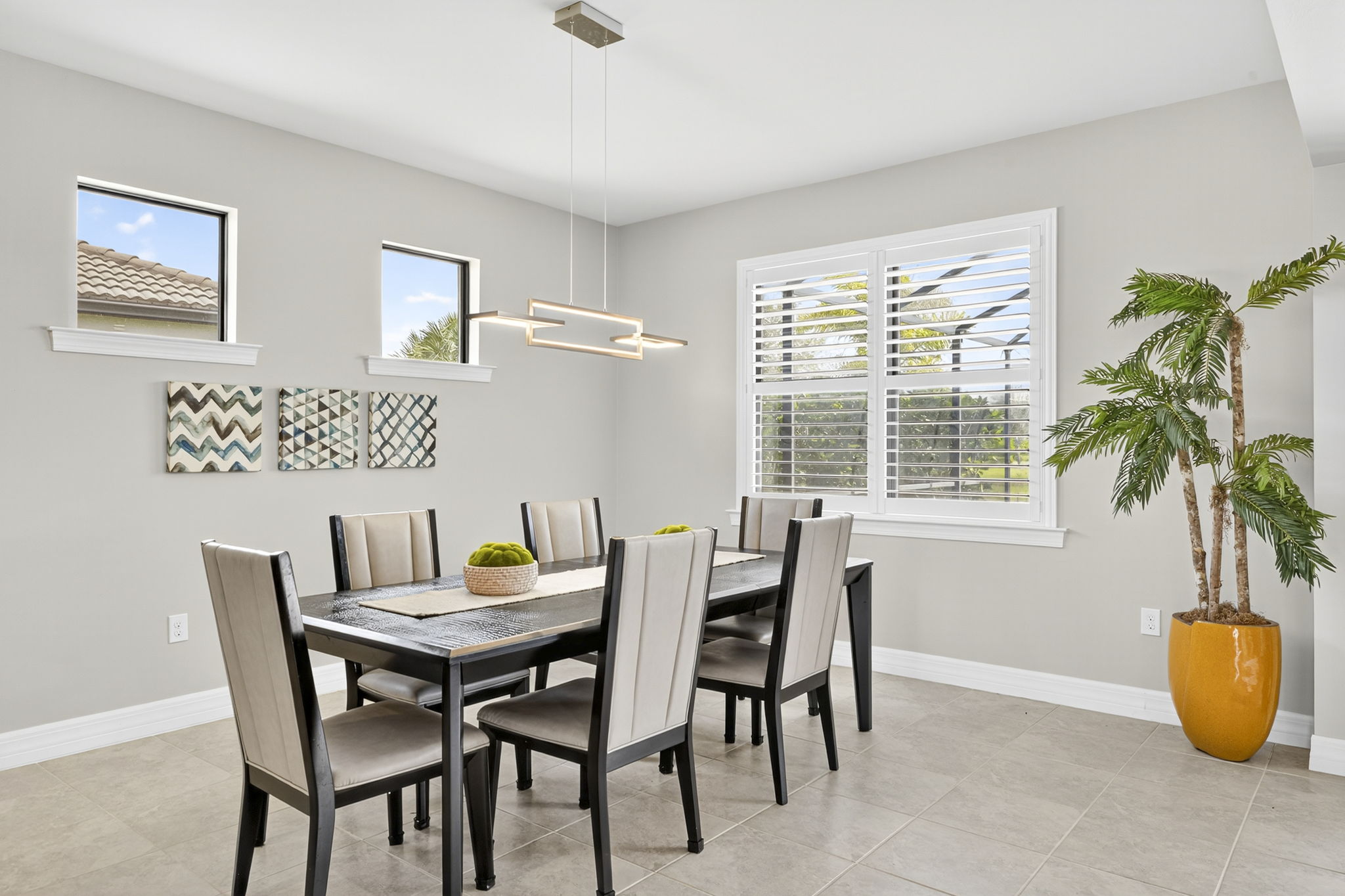 RS - Dining Room 1 of 2