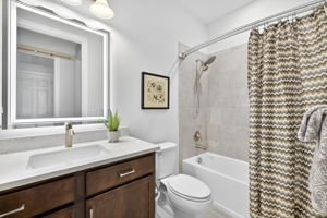 RS - Guest Bathroom 1