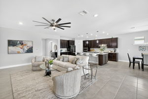 RS - Living Room 3 of 3