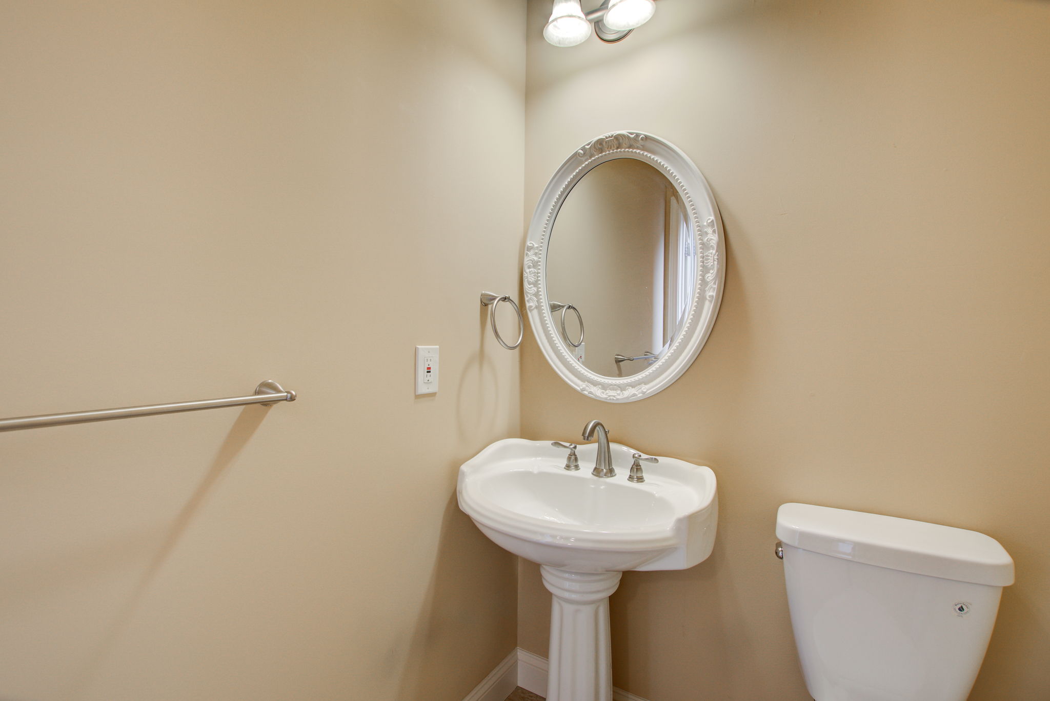 16 Powder Room